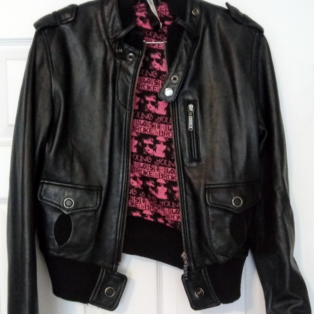100 % Leather Ladies Jacket